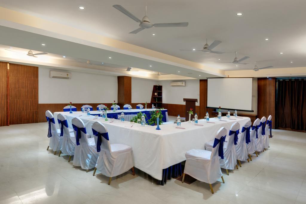 Hotel Balaji Central Ratlām Kültér fotó