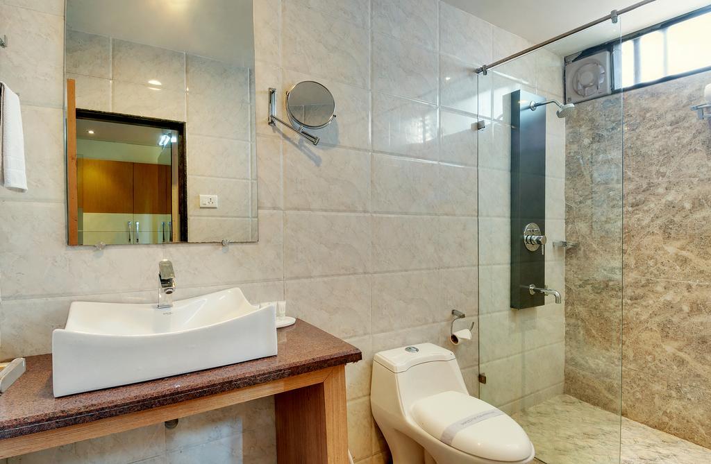 Hotel Balaji Central Ratlām Kültér fotó